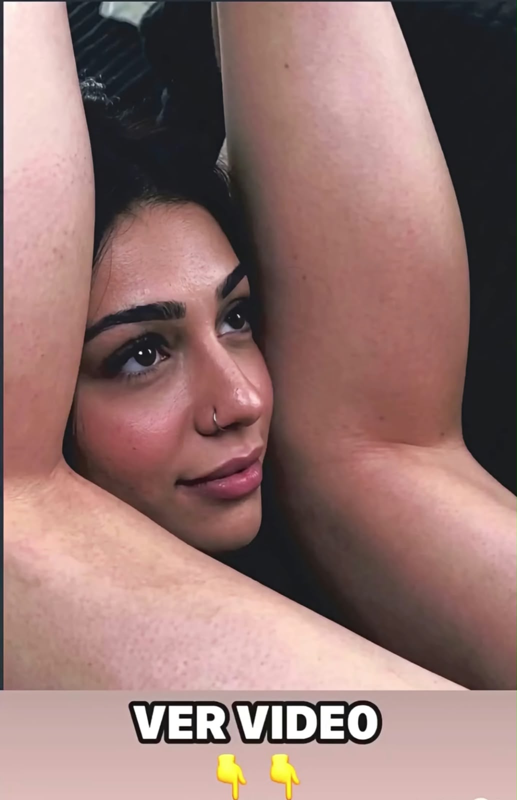 You Won’t Believe What’s Happening in This Unusual Photo 😱